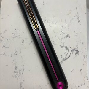 Dyson corrale. Cordless Black and Pink Hair Straightener with charging port